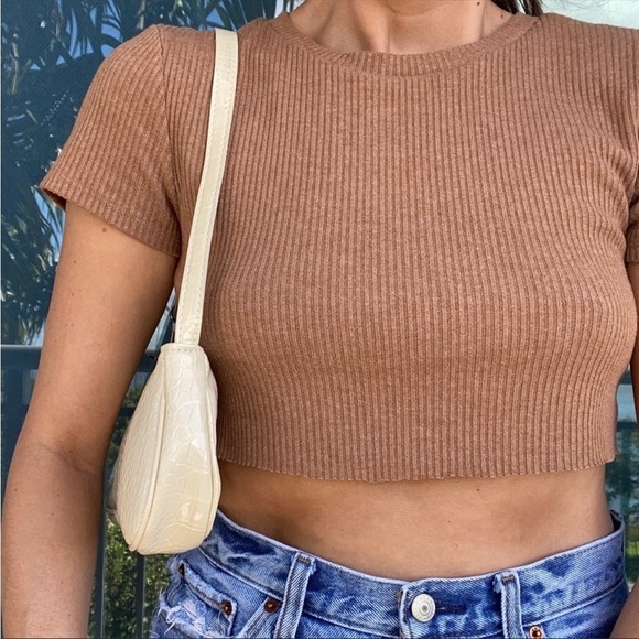 Cream Faux Patent Alligator Mini Bag Purse - Picture 3 of 9